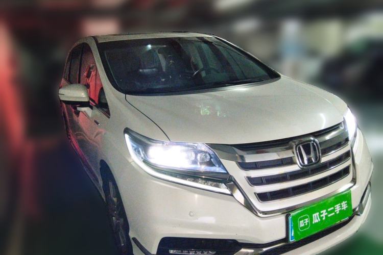 Used Honda Elysion 2019 2.0L Hybrid Luxury Edition Front Right 45 Deg