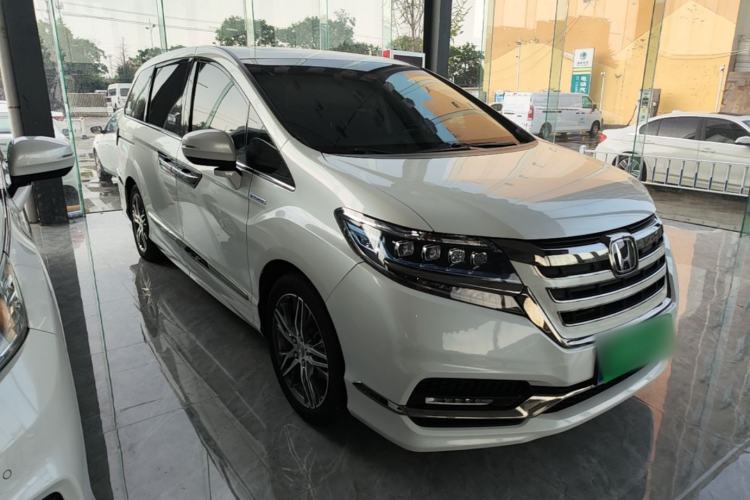 Used Honda Elysion 2019 2.0L Hybrid Luxury Edition Front Right 45 Deg