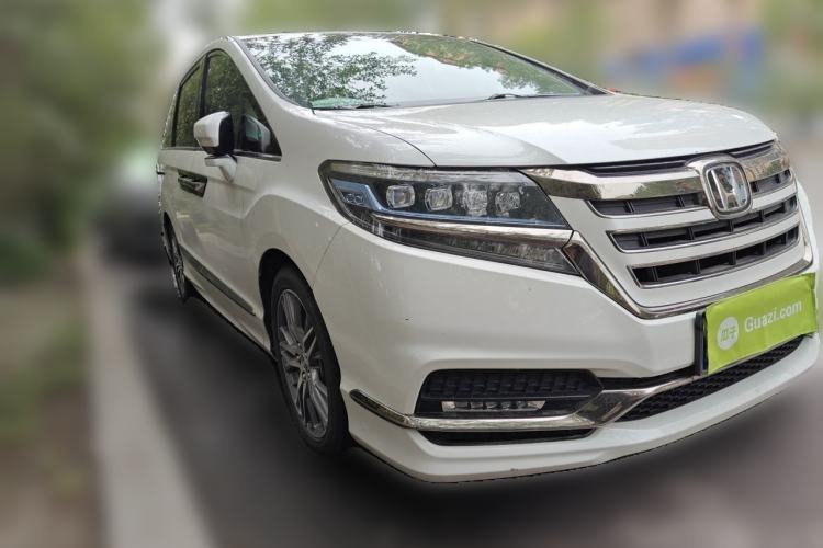 Used Honda Elysion 2019 2.0L Hybrid Luxury Edition Front Right 45 Deg