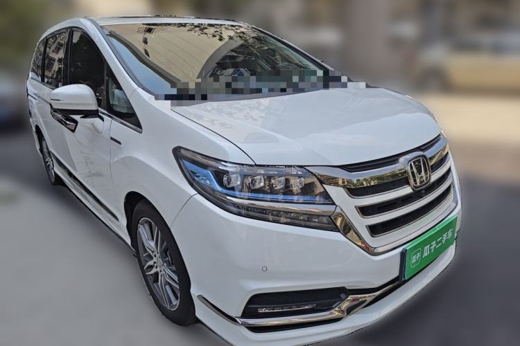 Used Honda Elysion 2019 2.0L Hybrid Supreme Edition Front Right 45 Deg