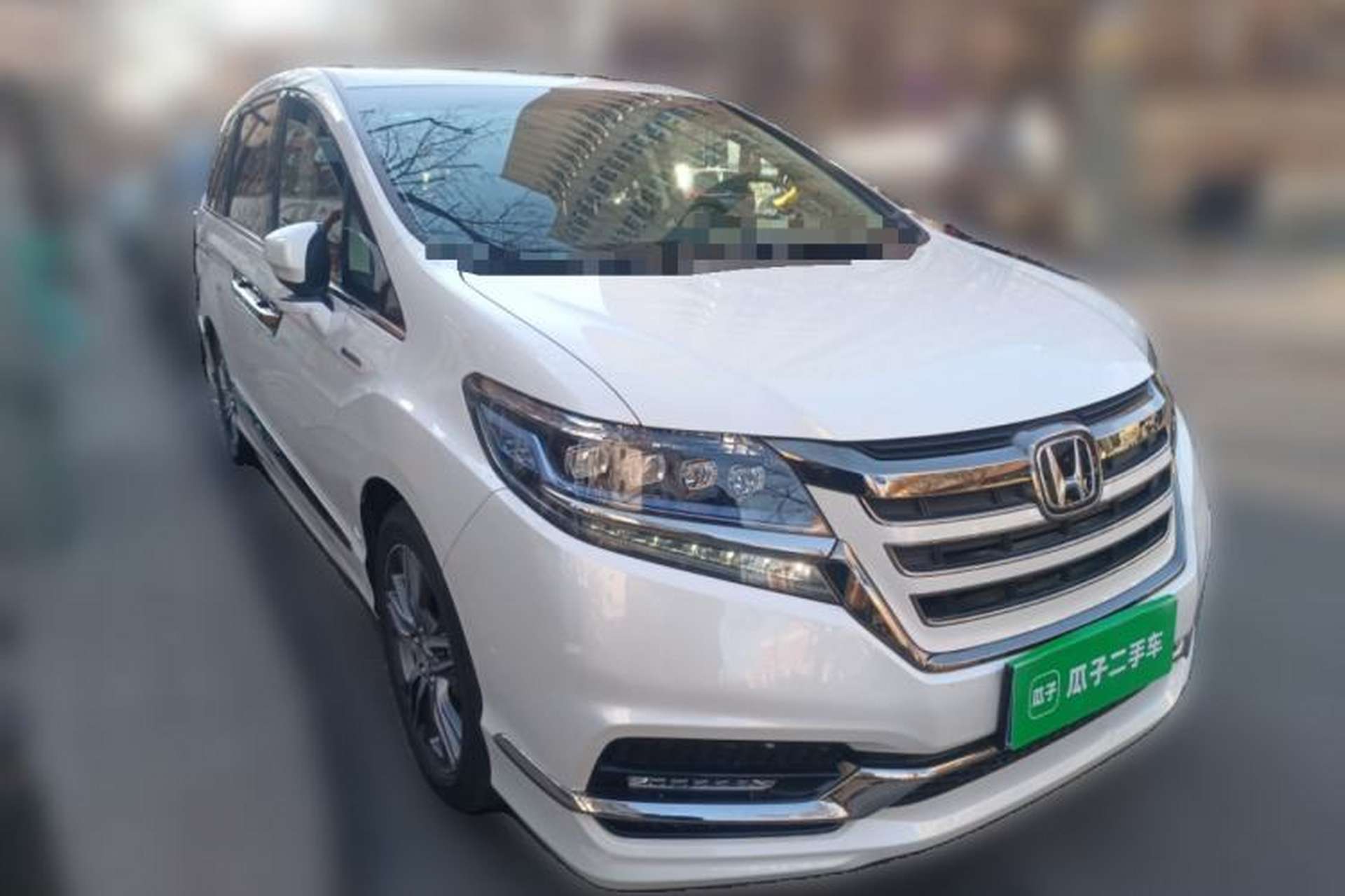 Used Honda Elysion 2019 2.0L Hybrid Luxury Edition Front Right 45 Deg