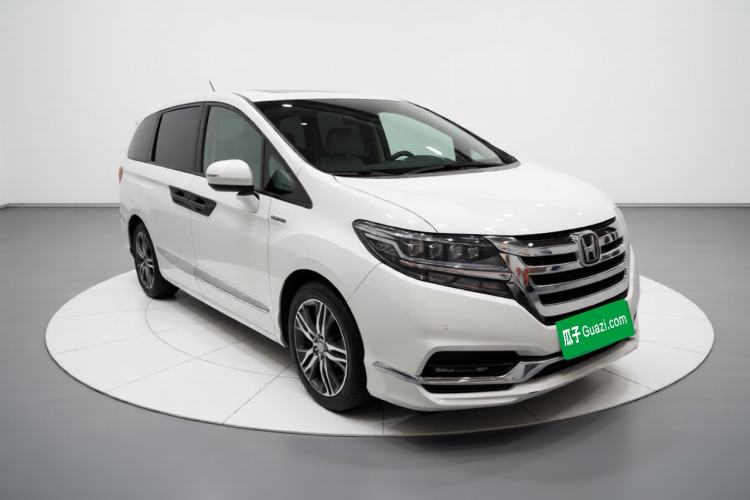 Used Honda Elysion 2019 2.0L Hybrid Supreme Edition Front Right 45 Deg