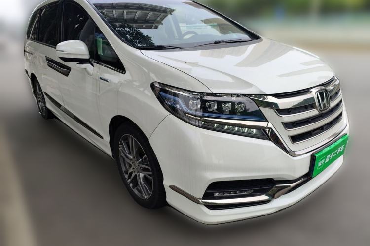 Used Honda Elysion 2019 2.0L Hybrid Luxury Edition Front Right 45 Deg