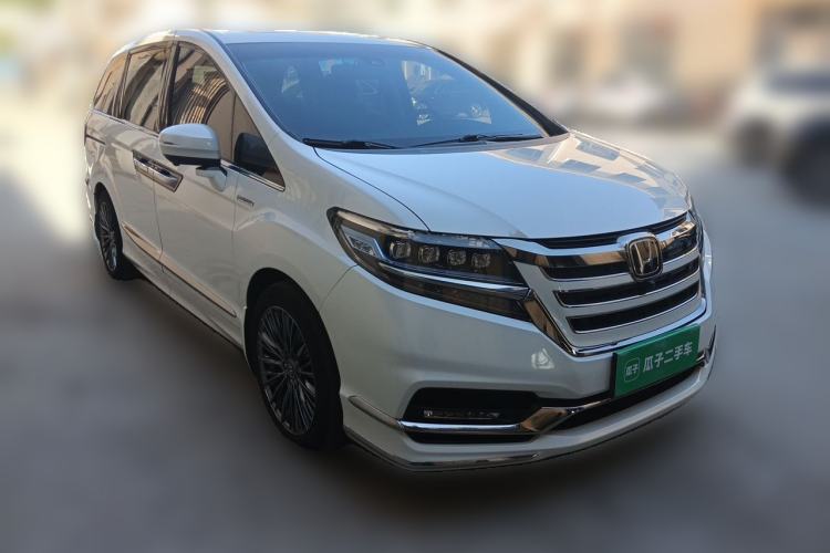 Used Honda Elysion 2019 2.0L Hybrid Luxury Edition Front Right 45 Deg