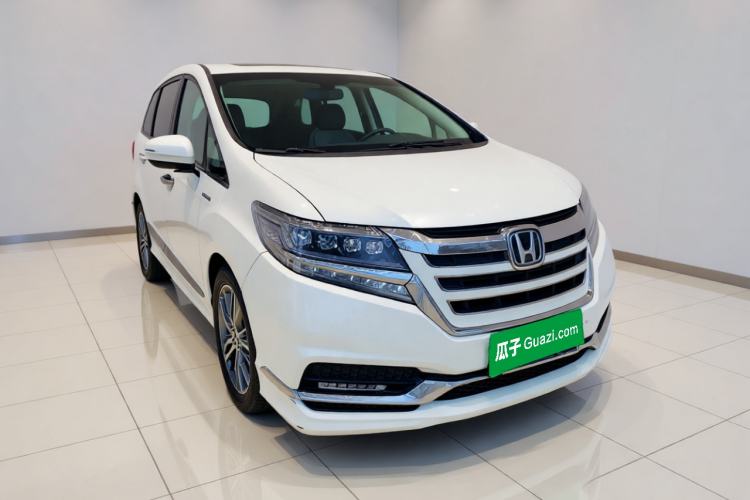 Used Honda Elysion 2019 2.0L Hybrid Comfort Edition Front Right 45 Deg