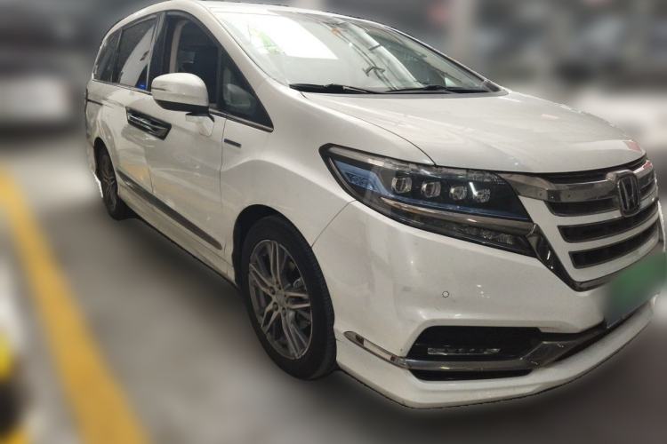 Used Honda Elysion 2019 2.0L Hybrid Supreme Edition Front Right 45 Deg