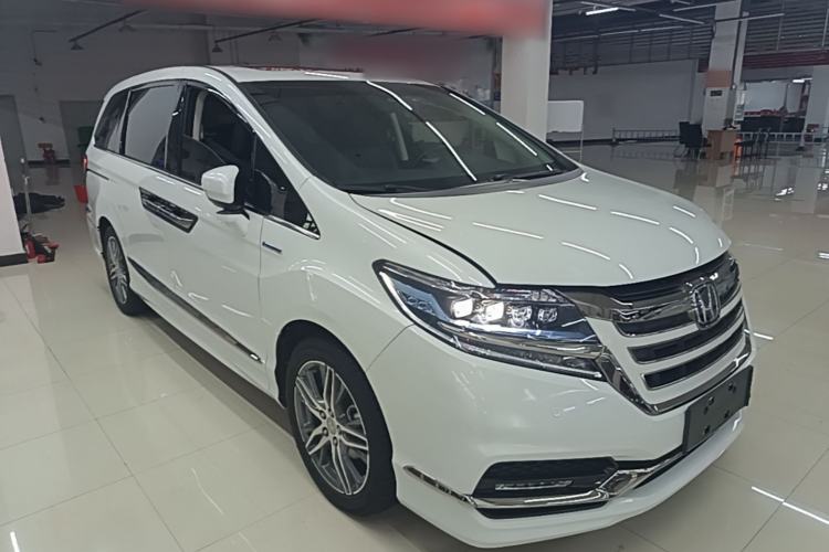 Used Honda Elysion 2019 2.0L Hybrid Luxury Edition Front Right 45 Deg