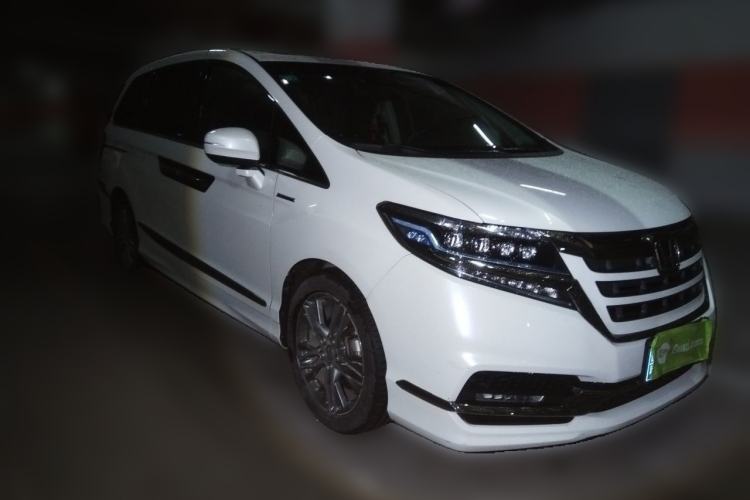 Used Honda Elysion 2019 2.0L Hybrid Luxury Edition Front Right 45 Deg