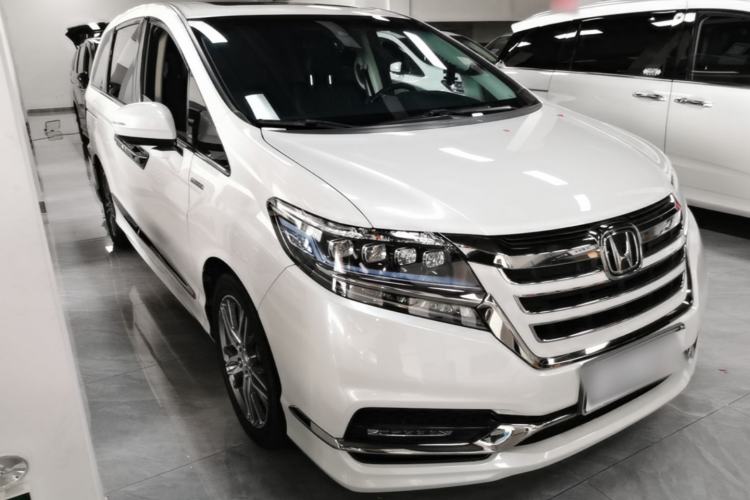 Used Honda Elysion 2019 2.0L Hybrid Luxury Edition Front Right 45 Deg