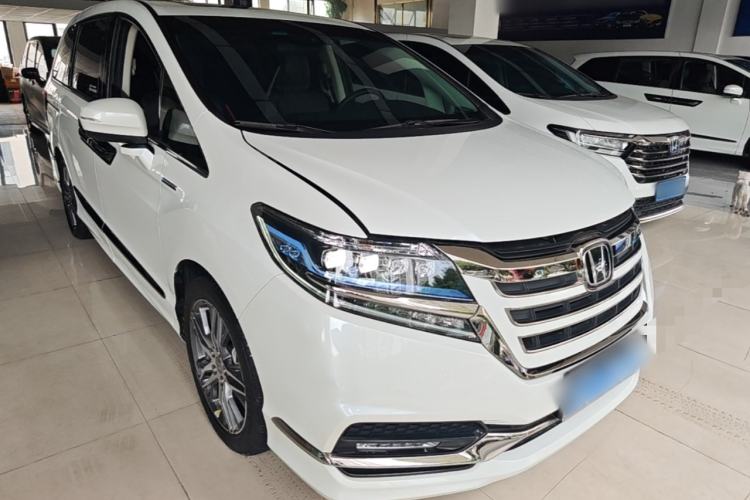 Used Honda Elysion 2019 2.0L Hybrid Luxury Edition Front Right 45 Deg