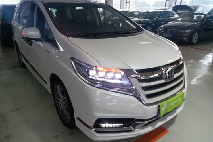 Used Honda Elysion 2019 2.0L Hybrid Luxury Edition Front Right 45 Deg