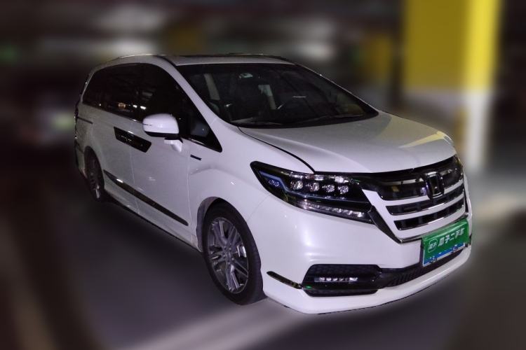 Used Honda Elysion 2019 2.0L Hybrid Luxury Edition Front Right 45 Deg