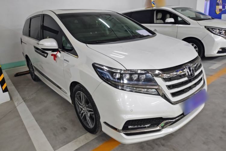 Used Honda Elysion 2019 2.0L Hybrid Supreme Edition Front Right 45 Deg