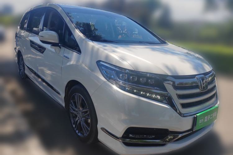 Used Honda Elysion 2019 2.0L Hybrid Luxury Edition Front Right 45 Deg