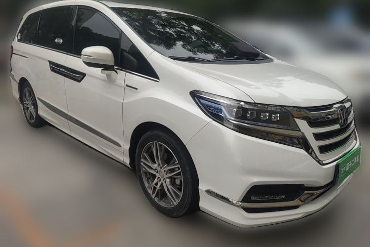 Used Honda Elysion 2019 2.0L Hybrid Luxury Edition Front Right 45 Deg