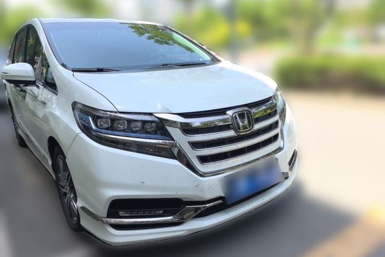 Used Honda Elysion 2019 2.0L Hybrid Luxury Edition Front Right 45 Deg