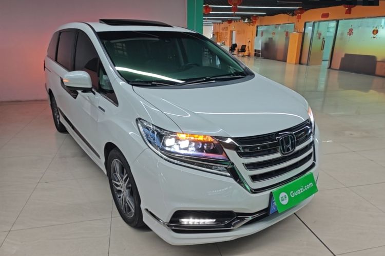 Used Honda Elysion 2019 2.0L Hybrid Luxury Edition Front Right 45 Deg