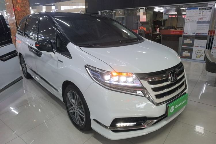 Used Honda Elysion 2019 2.0L Hybrid Luxury Edition Front Right 45 Deg