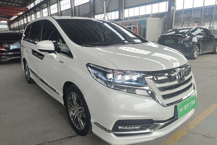 Used Honda Elysion 2019 2.0L Hybrid Comfort Edition Front Right 45 Deg