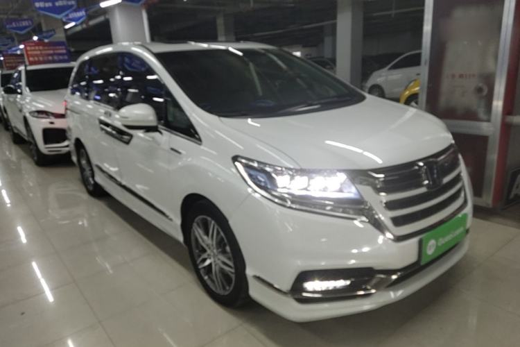 Used Honda Elysion 2019 2.0L Hybrid Comfort Edition Front Right 45 Deg