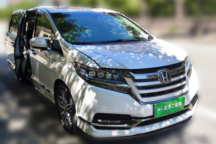 Used Honda Elysion 2019 2.0L Hybrid Luxury Edition Front Right 45 Deg