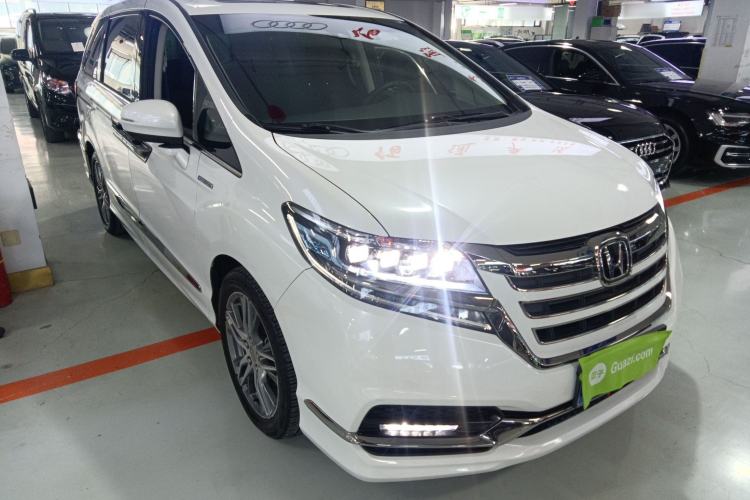 Used Honda Elysion 2019 2.0L Hybrid Comfort Edition Front Right 45 Deg
