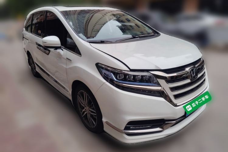 Used Honda Elysion 2019 2.0L Hybrid Luxury Edition Front Right 45 Deg