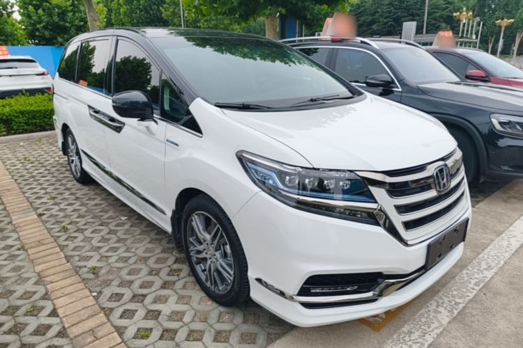 Used Honda Elysion 2019 2.0L Hybrid Luxury Edition Front Right 45 Deg