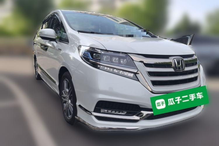 Used Honda Elysion 2019 2.0L Hybrid Luxury Edition Front Right 45 Deg