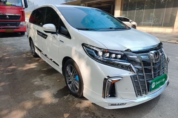 Used Honda Elysion 2019 2.0L Hybrid Supreme Edition Front Right 45 Deg