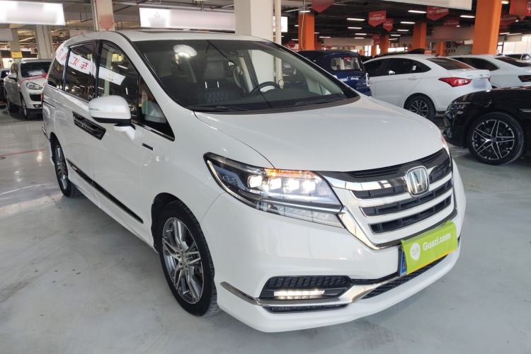 Used Honda Elysion 2019 2.0L Hybrid Luxury Edition Front Right 45 Deg