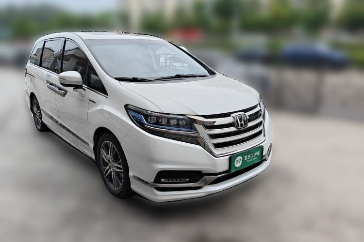 Used Honda Elysion 2019 2.0L Hybrid Luxury Edition Front Right 45 Deg