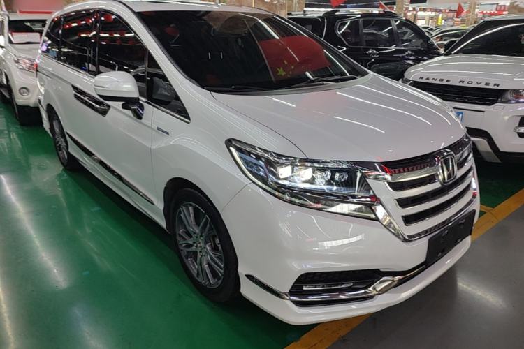 Used Honda Elysion 2019 2.0L Hybrid Supreme Edition Front Right 45 Deg