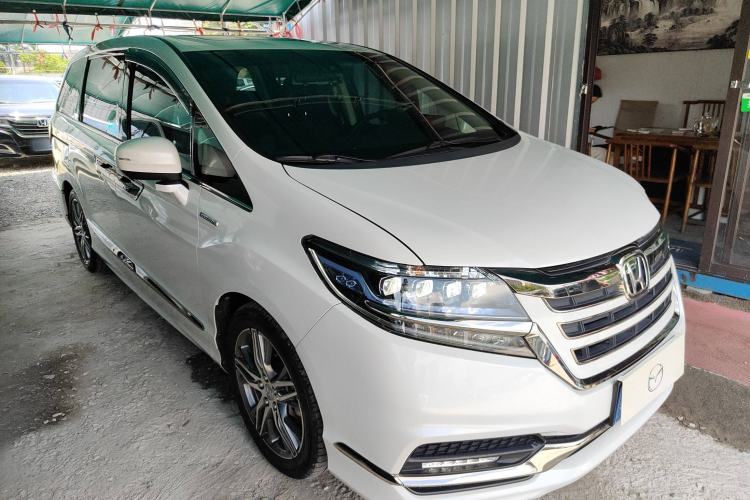 Used Honda Elysion 2019 2.0L Hybrid Luxury Edition Front Right 45 Deg