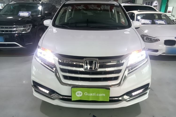 Used Honda Elysion 2019 2.0L Hybrid Luxury Edition Front
