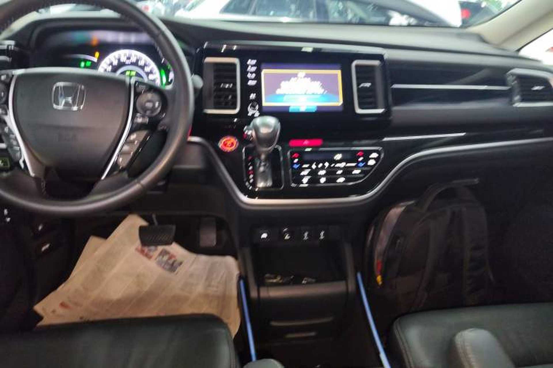 Used Honda Elysion 2019 2.0L Hybrid Luxury Edition Gear Lever