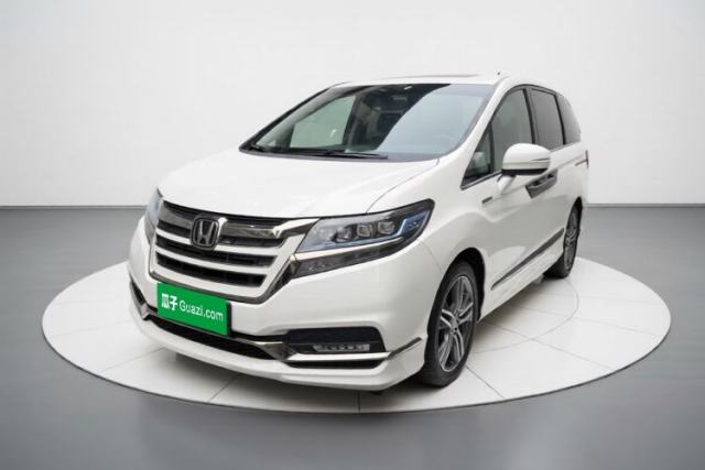 Honda Elysion 2019 2.0L Hybrid Luxury Edition d’occasion
