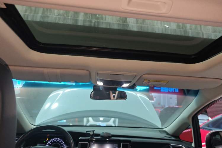 Used Honda Elysion 2019 2.0L Hybrid Luxury Edition Headliner