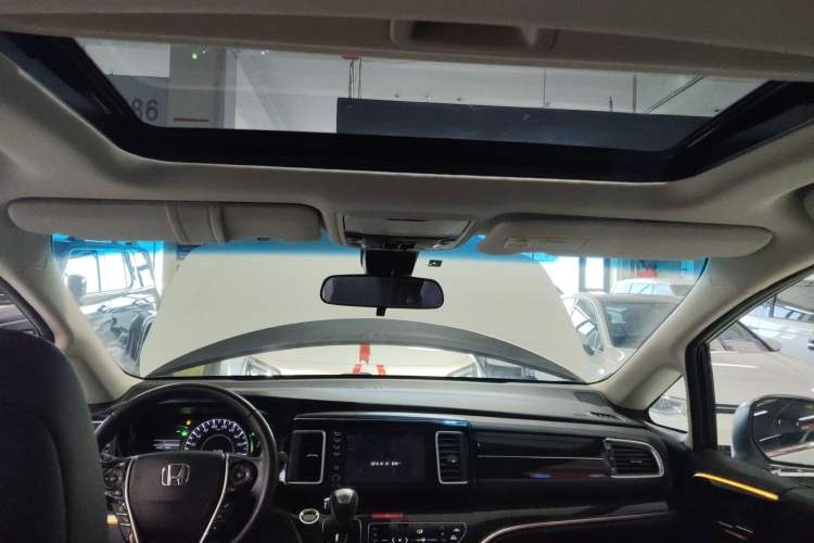 Used Honda Elysion 2019 2.0L Hybrid Luxury Edition Headliner