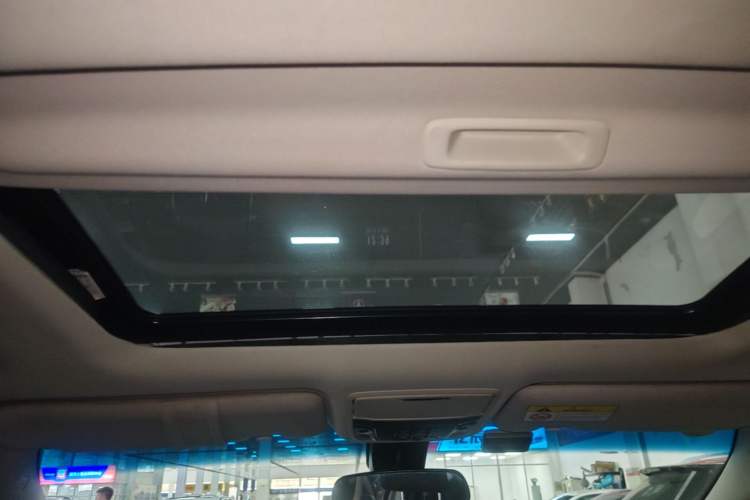 Used Honda Elysion 2019 2.0L Hybrid Comfort Edition Headliner