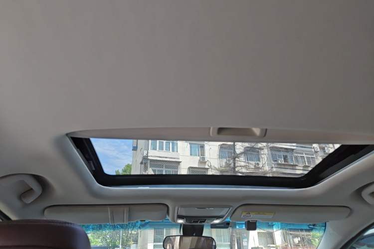 Used Honda Elysion 2019 2.0L Hybrid Supreme Edition Headliner