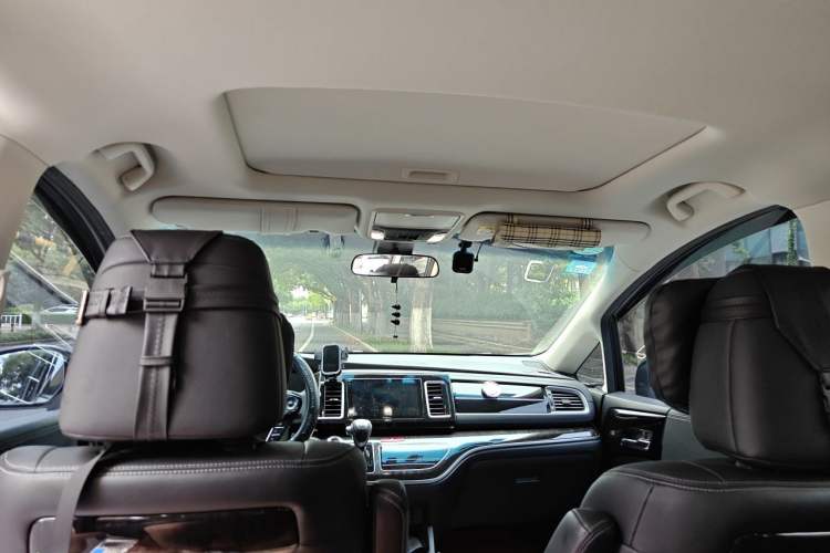Used Honda Elysion 2019 2.0L Hybrid Luxury Edition Headliner