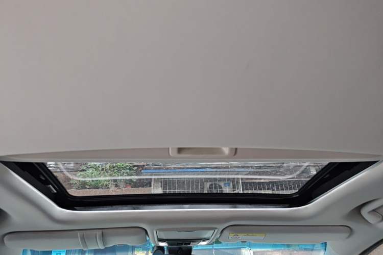 Used Honda Elysion 2019 2.0L Hybrid Supreme Edition Headliner
