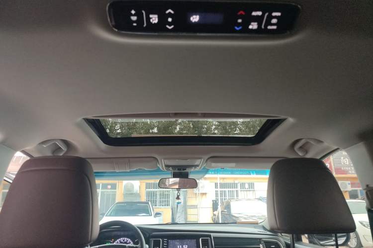Used Honda Elysion 2019 2.0L Hybrid Supreme Edition Headliner
