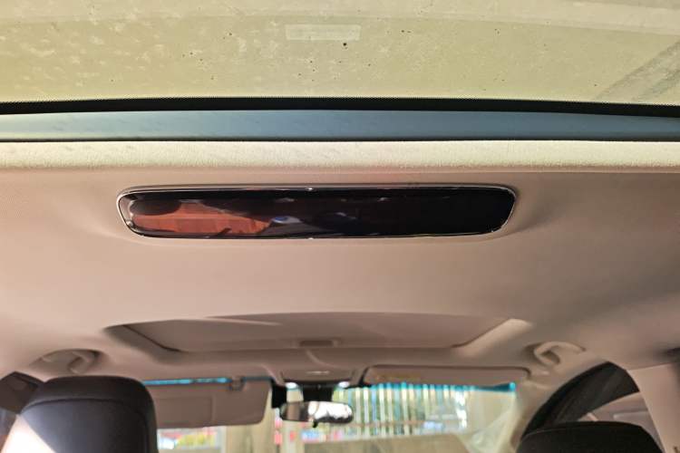 Used Honda Elysion 2019 2.0L Hybrid Luxury Edition Headliner