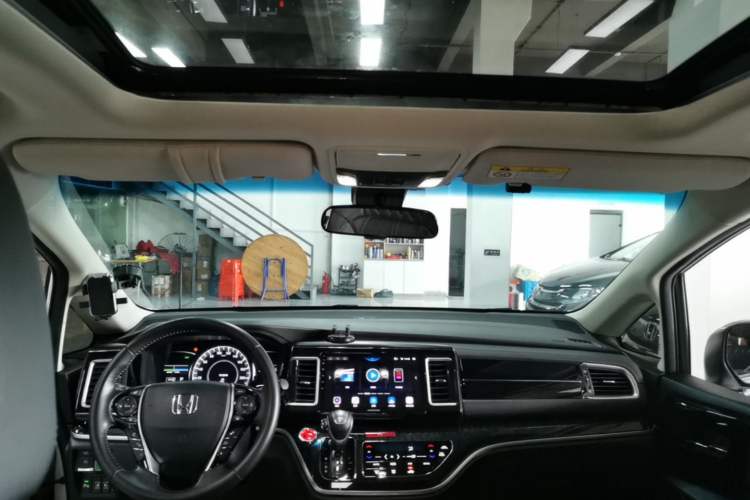 Used Honda Elysion 2019 2.0L Hybrid Luxury Edition Headliner