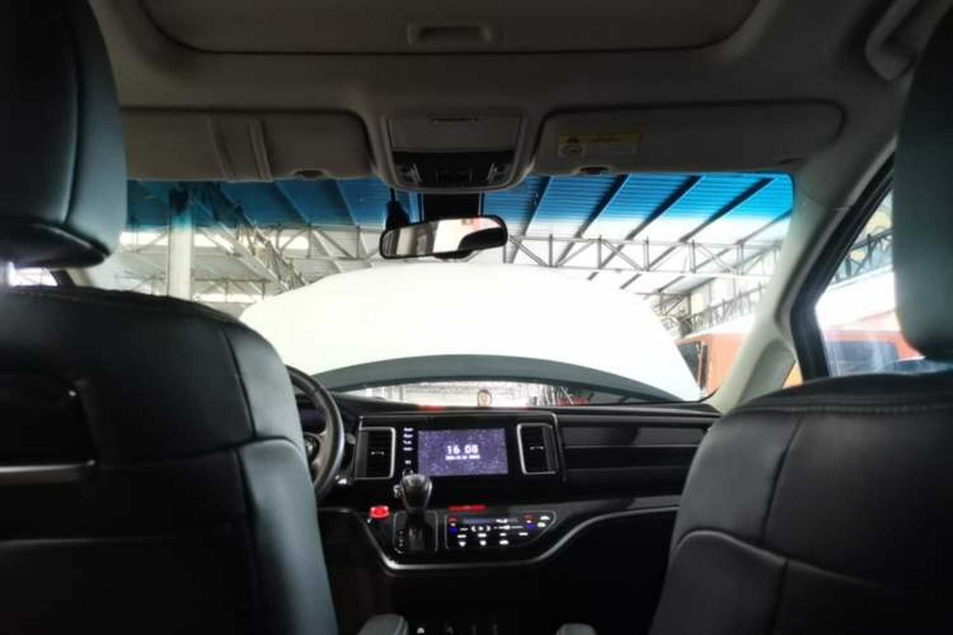 Used Honda Elysion 2019 2.0L Hybrid Luxury Edition Headliner