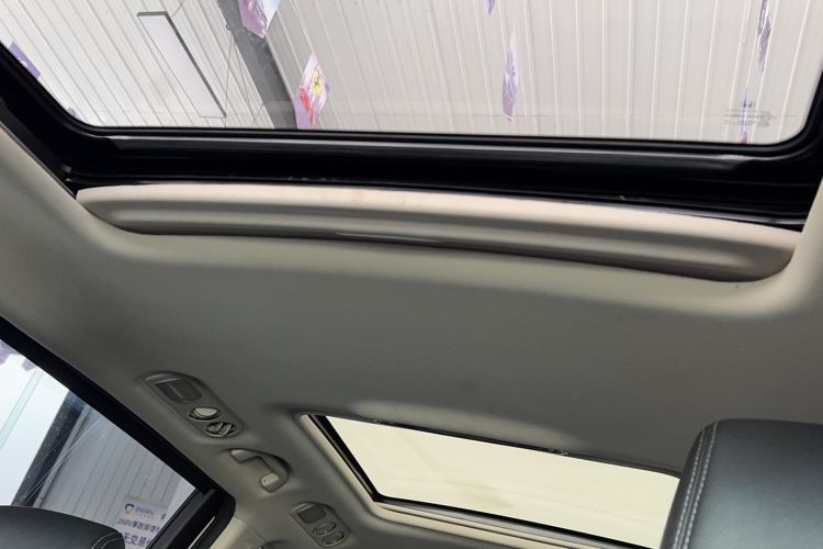 Used Honda Elysion 2019 2.0L Hybrid Luxury Edition Headliner