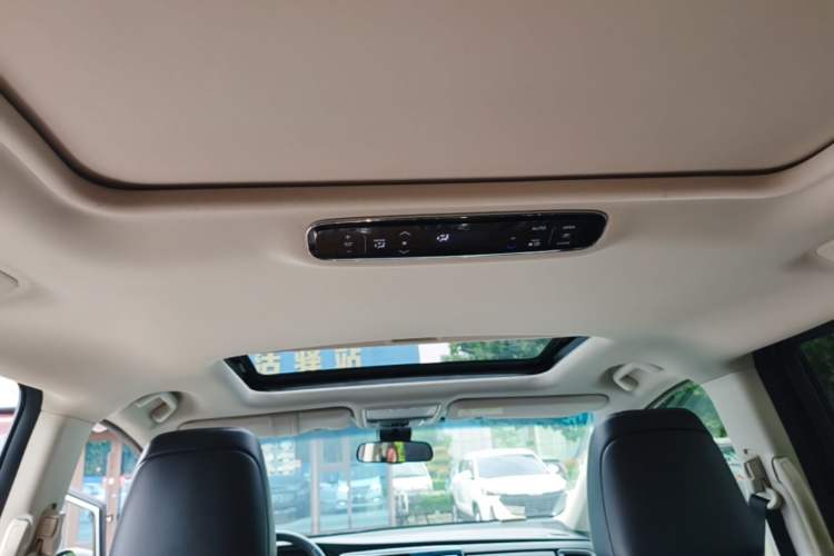 Used Honda Elysion 2019 2.0L Hybrid Luxury Edition Headliner