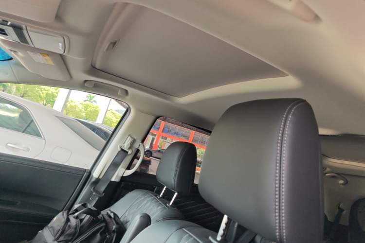 Used Honda Elysion 2019 2.0L Hybrid Luxury Edition Headliner